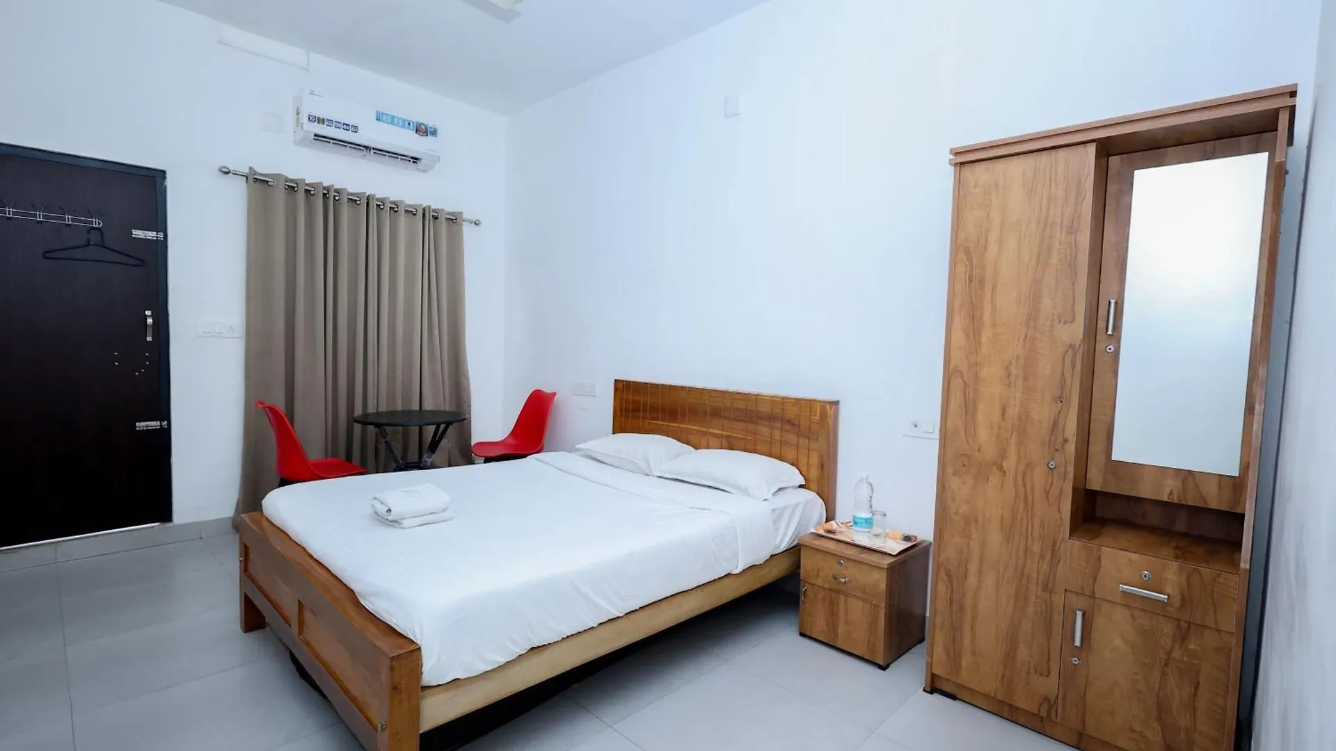 Hotel Konfudha Resort Kalpetta