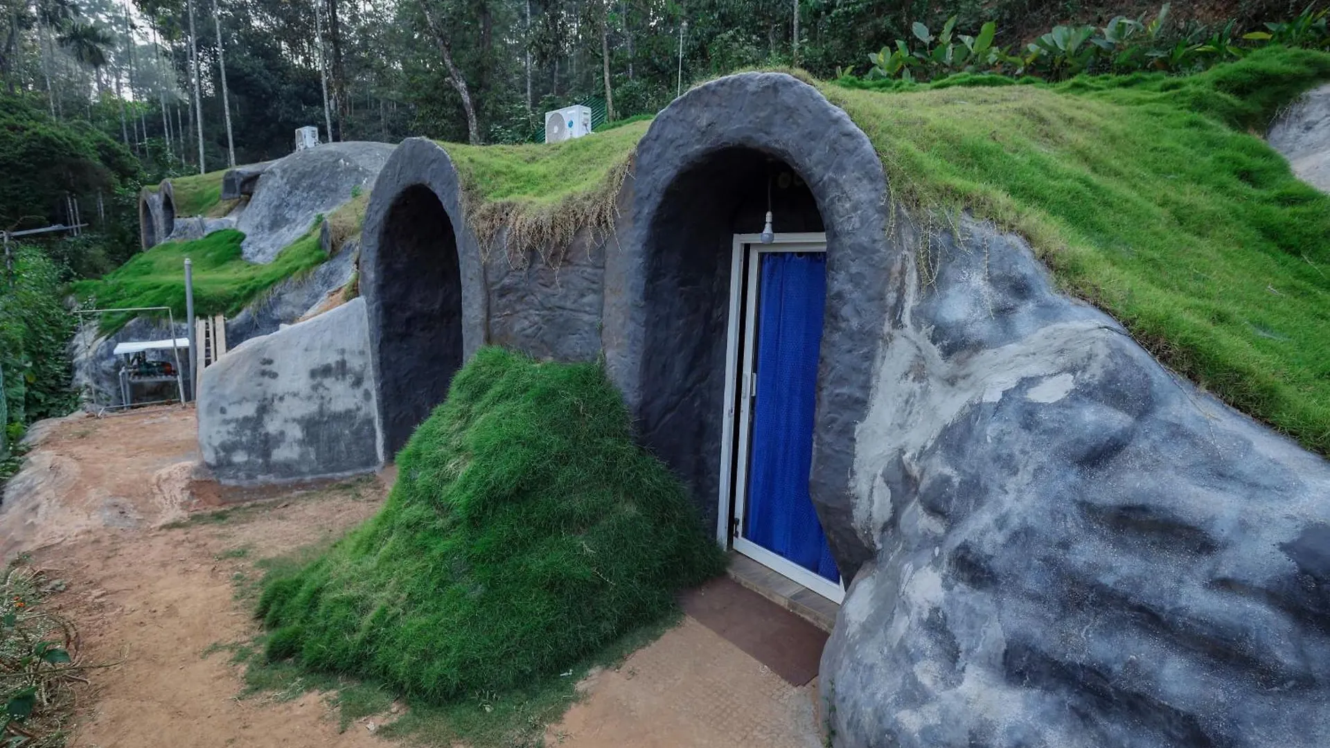Hotel Konfudha Resort Kalpetta