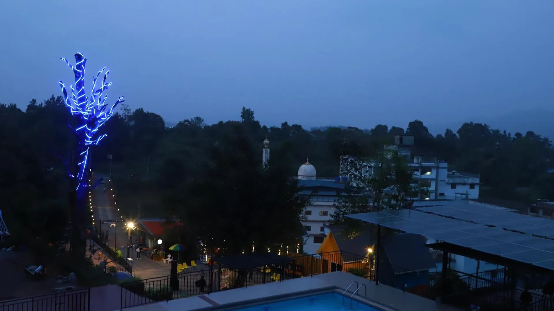 Hotel Konfudha Resort Kalpetta